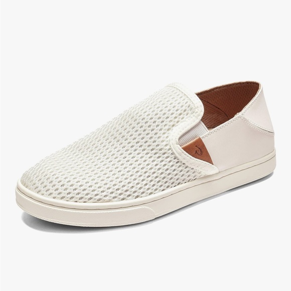 OluKai‎ Pehuea Slip On's Women's Deck Shoes White Size 8 - Picture 1 of 10